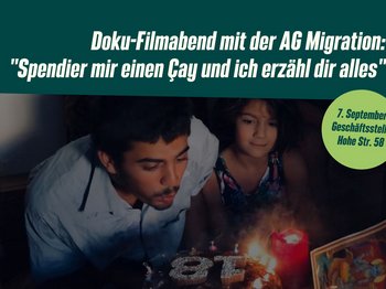 Ein junger Mann beugt sich über eine Geburtstagstorte, um die Kerze auszublasen. Neben ihm seine kleine Schwester. Text: Doku-Filmabend mit der AG Migration: Spendier mir einen Cay und ich erzähl dir alles