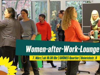 !B Frauen stehen an stehtischen zusammen und unterhalten sich. Women-after-Work-Lounge